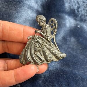 Vintage Pewter Seated Victorian Lady Brooch Antique Style Metal Pin Chic Granny